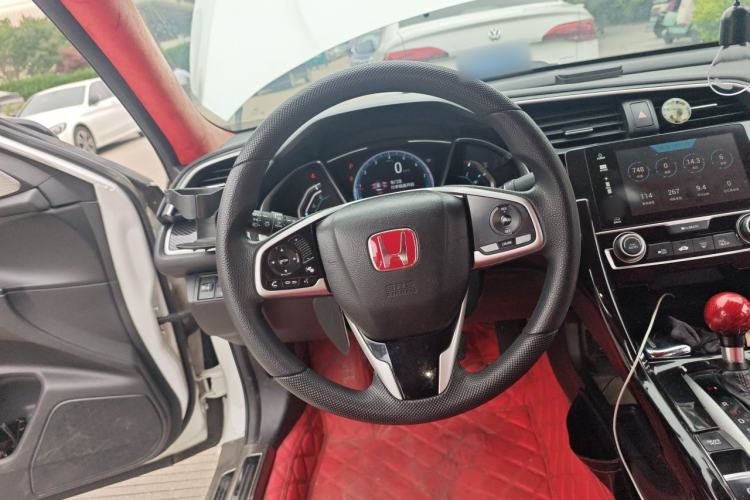 Used Honda Civic 2016 220TURBO CVT Luxury Edition Steering Wheel