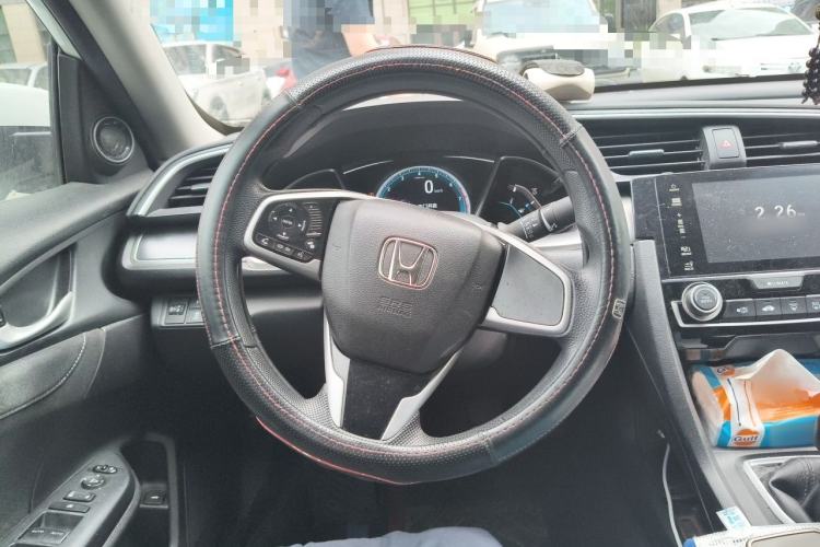 Used Honda Civic 2016 220TURBO Manual Luxury Edition Steering Wheel