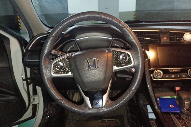 Used Honda Civic 2016 220TURBO CVT Luxury Edition Steering Wheel