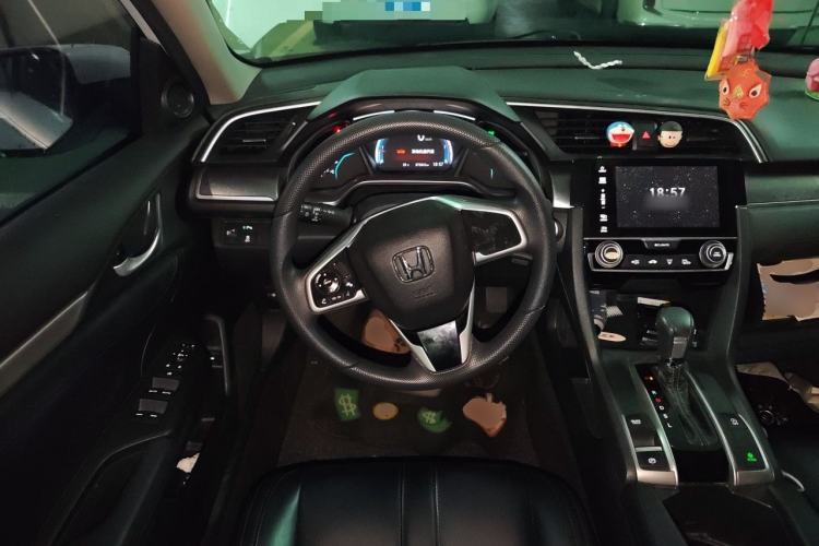 Used Honda Civic 2016 220TURBO CVT Luxury Edition Steering Wheel