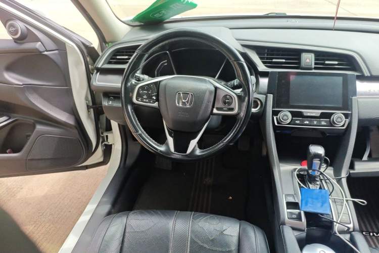 Used Honda Civic 2016 220TURBO CVT Prestige Edition Steering Wheel