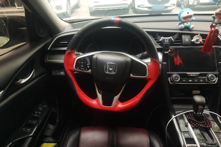 Used Honda Civic 2016 220TURBO CVT Luxury Edition Steering Wheel