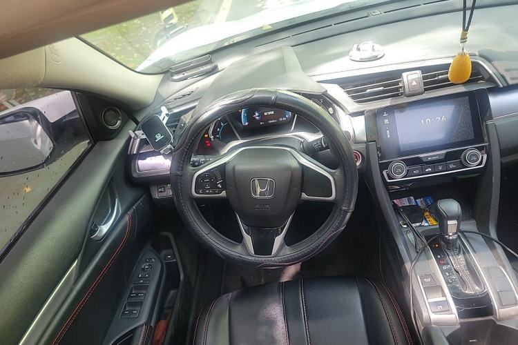 Used Honda Civic 2016 220TURBO CVT Luxury Edition Steering Wheel