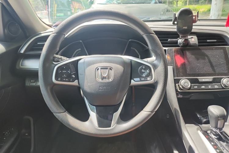 Used Honda Civic 2016 220TURBO CVT Luxury Edition Steering Wheel