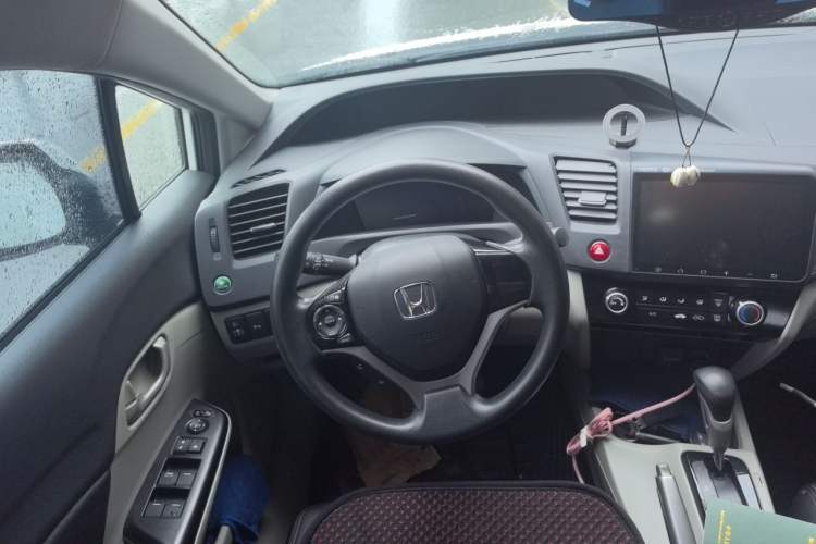 Used Honda Civic 2016 1.8L Automatic Comfort Version Steering Wheel