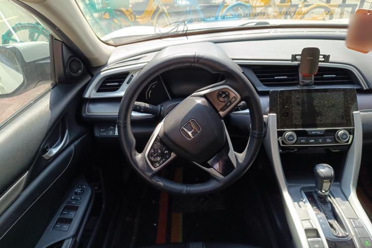 Used Honda Civic 2016 220TURBO CVT Luxury Edition Steering Wheel