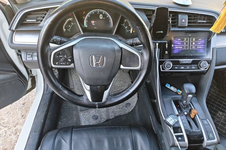 Used Honda Civic 2016 220TURBO CVT Luxury Edition Steering Wheel
