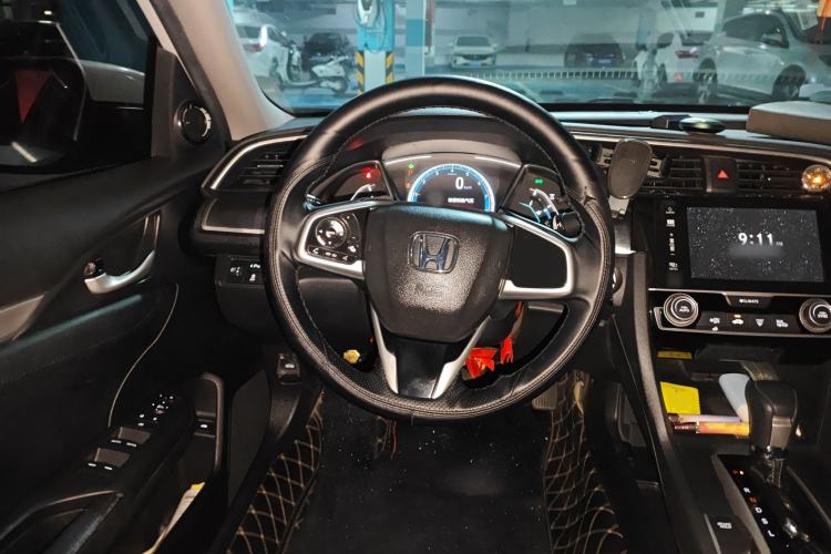 Used Honda Civic 2016 220TURBO CVT Luxury Edition Steering Wheel