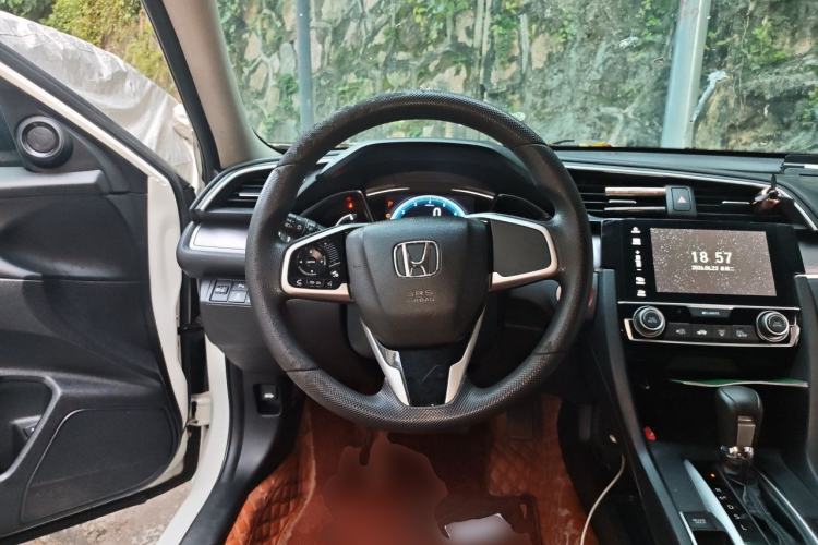 Used Honda Civic 2016 220TURBO CVT Luxury Edition Steering Wheel