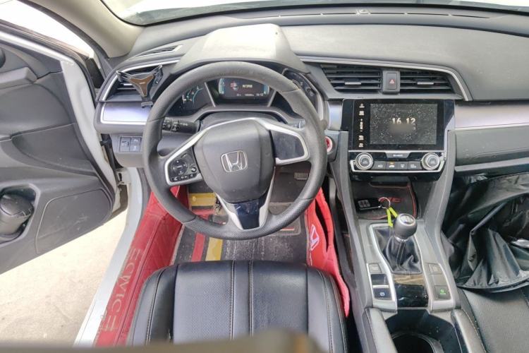 Used Honda Civic 2016 220TURBO Manual Luxury Edition Steering Wheel