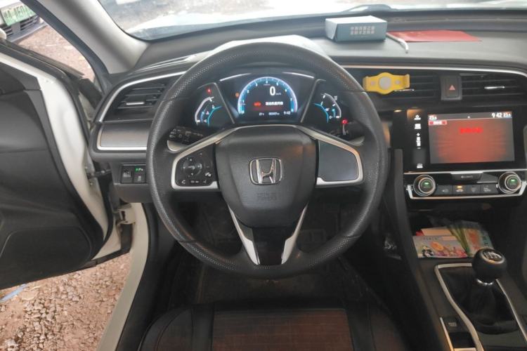 Used Honda Civic 2016 220TURBO Manual Luxury Edition Steering Wheel