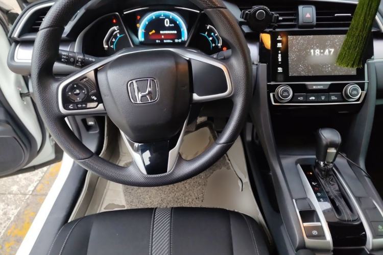 Used Honda Civic 2016 220TURBO CVT Luxury Edition Steering Wheel