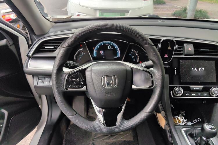 Used Honda Civic 2016 220TURBO Manual Luxury Edition Steering Wheel