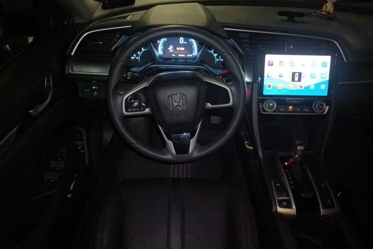 Used Honda Civic 2016 220TURBO CVT Luxury Edition Steering Wheel
