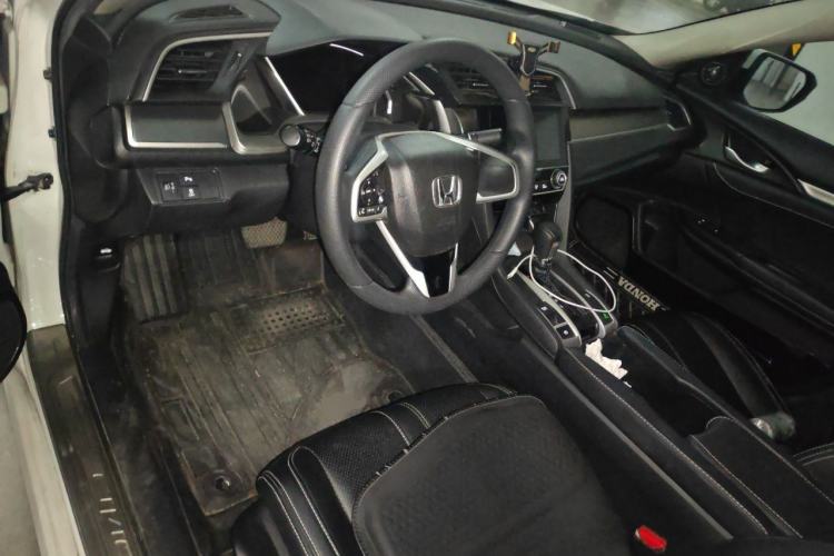 Used Honda Civic 2016 220TURBO CVT Luxury Edition Steering Wheel