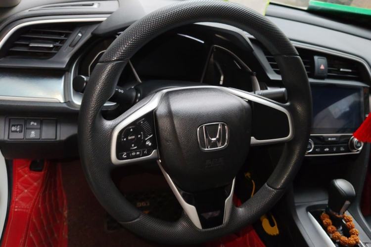 Used Honda Civic 2016 220TURBO CVT Luxury Edition Steering Wheel