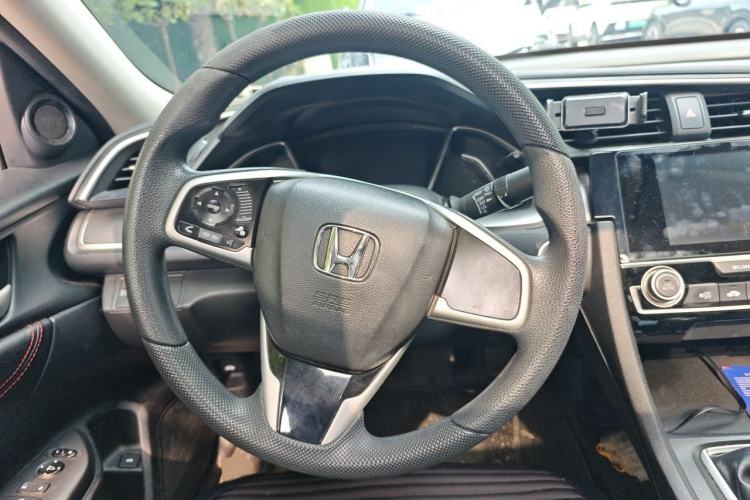 Used Honda Civic 2016 220TURBO Manual Luxury Edition Steering Wheel
