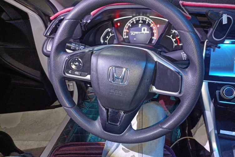 Used Honda Civic 2016 180TURBO CVT Comfort Version Steering Wheel