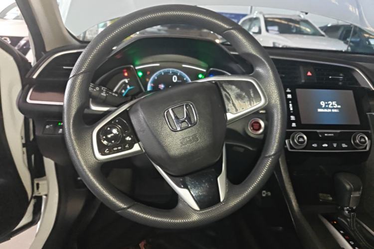 Used Honda Civic 2016 220TURBO CVT Luxury Edition Steering Wheel