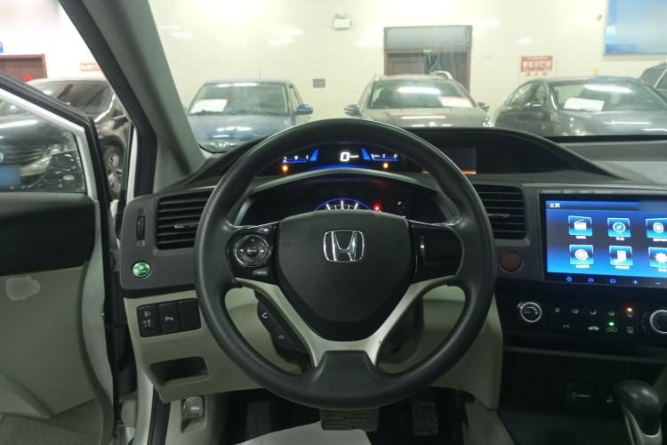 Used Honda Civic 2016 1.8L Automatic Comfort Version Steering Wheel