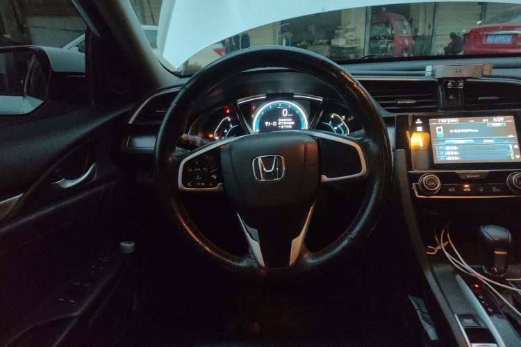 Used Honda Civic 2016 220TURBO CVT Luxury Edition Steering Wheel