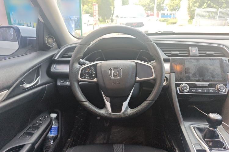 Used Honda Civic 2016 220TURBO Manual Luxury Edition Steering Wheel