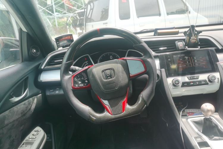 Used Honda Civic 2016 220TURBO Manual Luxury Edition Steering Wheel