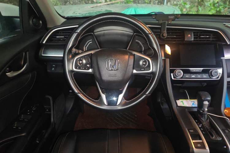 Used Honda Civic 2016 220TURBO CVT Prestige Edition Steering Wheel