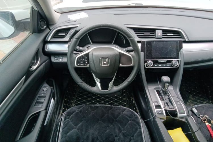 Used Honda Civic 2016 220TURBO CVT Luxury Edition Steering Wheel