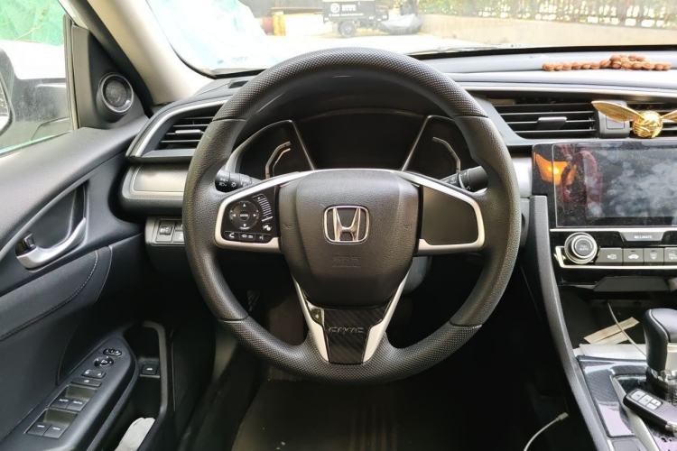 Used Honda Civic 2016 220TURBO CVT Luxury Edition Steering Wheel
