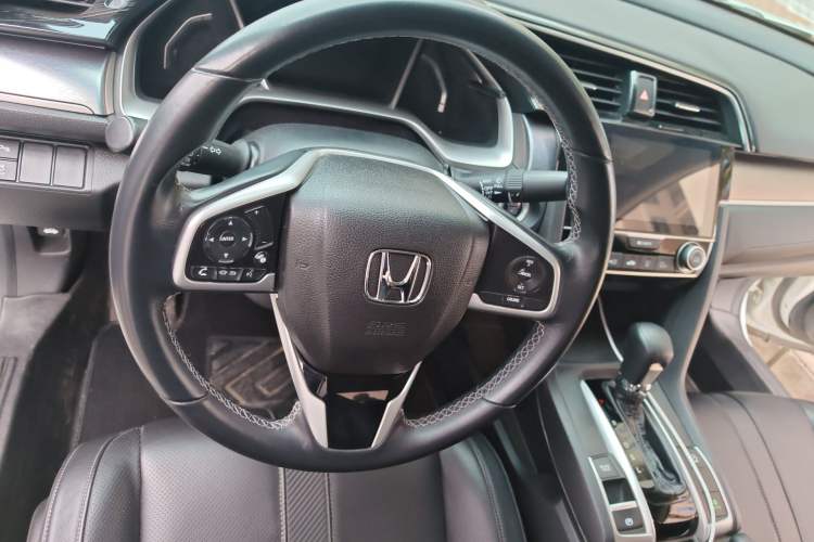 Used Honda Civic 2016 220TURBO CVT Prestige Edition Steering Wheel