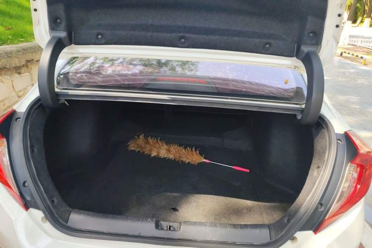 Used Honda Civic 2016 180TURBO CVT Comfort Version Trunk