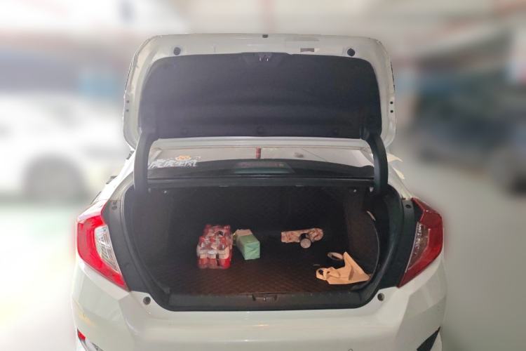 Used Honda Civic 2016 220TURBO CVT Luxury Edition Trunk