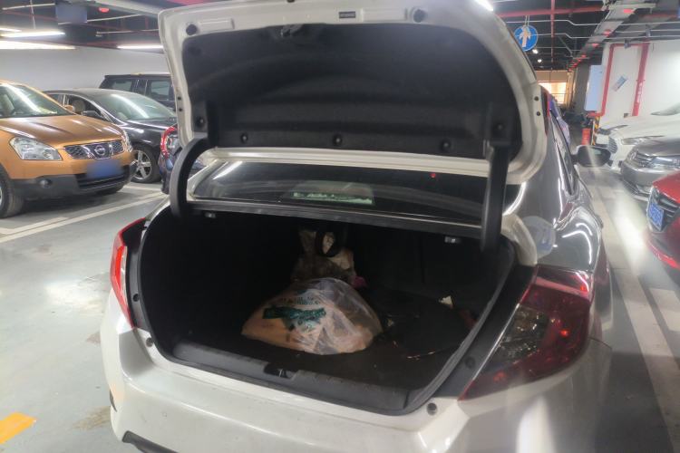 Used Honda Civic 2016 220TURBO Manual Luxury Edition Trunk