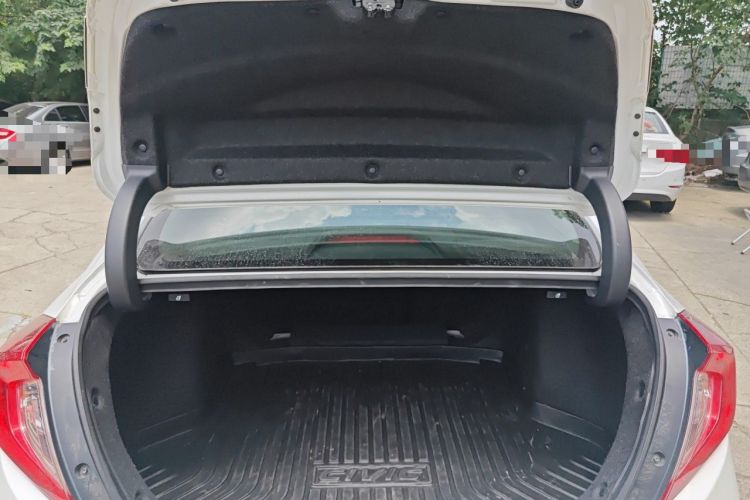 Used Honda Civic 2016 220TURBO CVT Prestige Edition Trunk