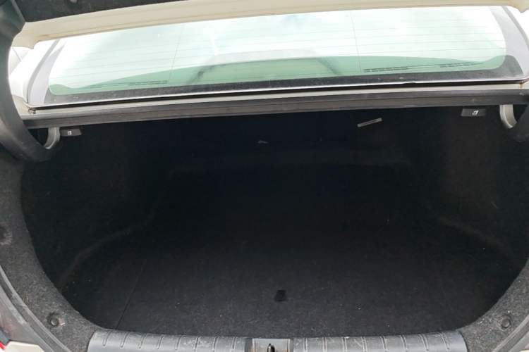 Used Honda Civic 2016 220TURBO CVT Prestige Edition Trunk