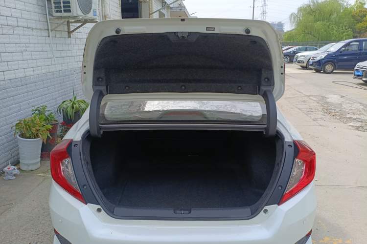 Used Honda Civic 2016 180TURBO CVT Comfort Version Trunk