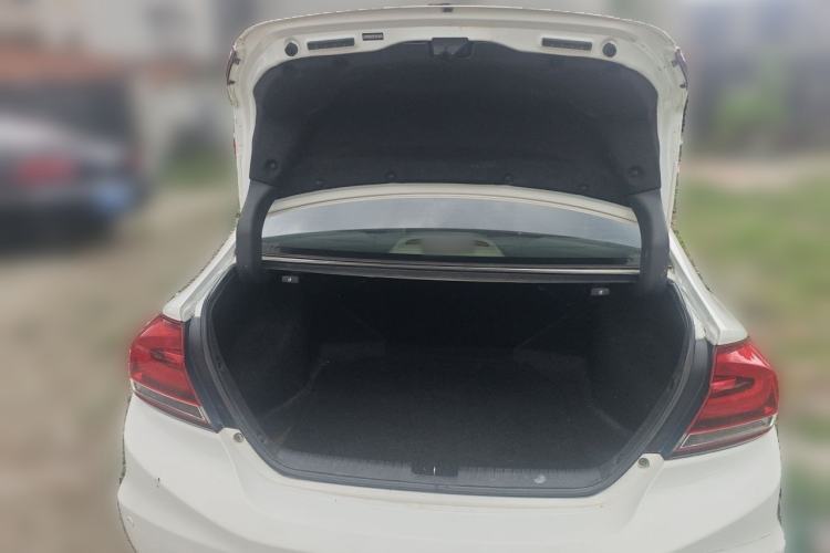 Used Honda Civic 2016 1.8L Manual Comfort Version Trunk