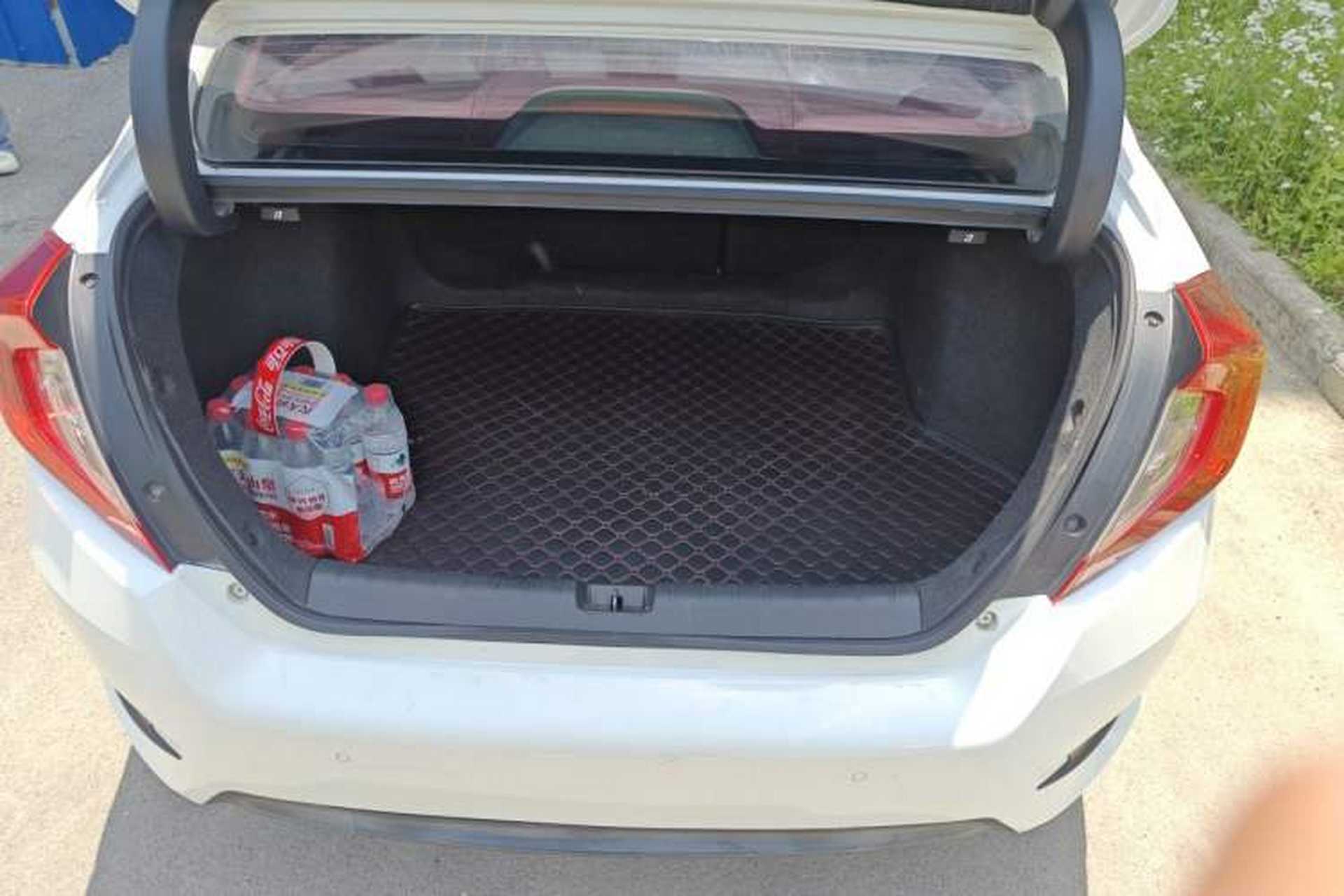 Used Honda Civic 2016 220TURBO CVT Luxury Edition Trunk