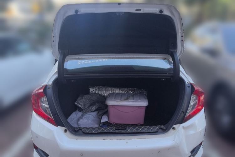 Used Honda Civic 2016 220TURBO CVT Prestige Edition Trunk