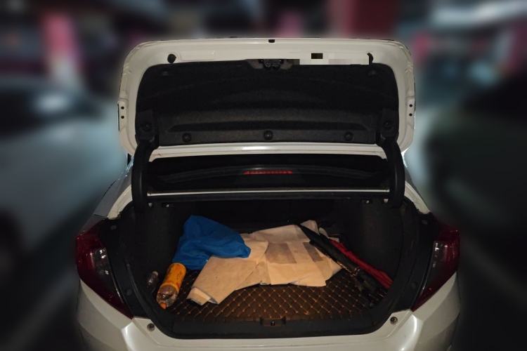 Used Honda Civic 2016 220TURBO CVT Luxury Edition Trunk