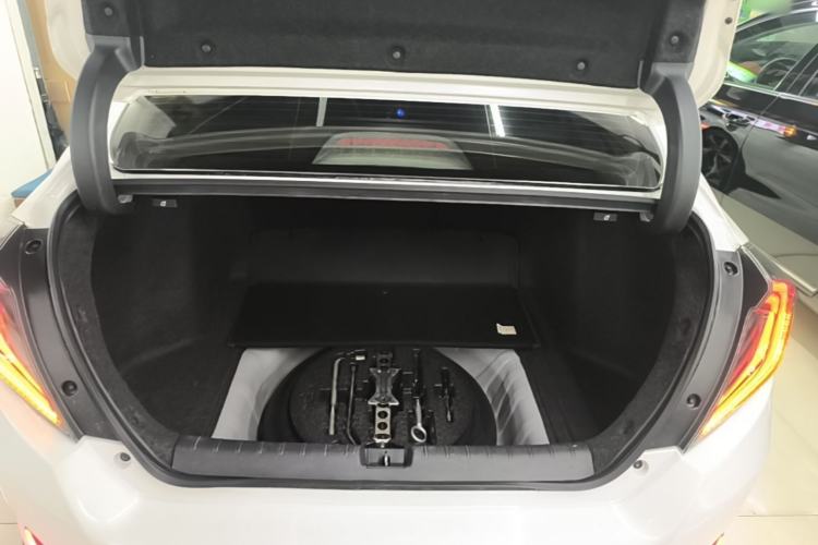 Used Honda Civic 2016 220TURBO CVT Luxury Edition Trunk