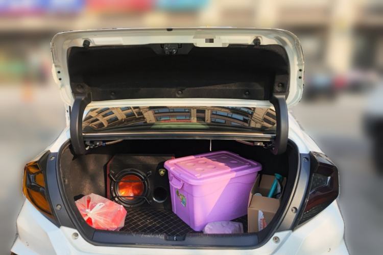 Used Honda Civic 2016 220TURBO CVT Luxury Edition Trunk