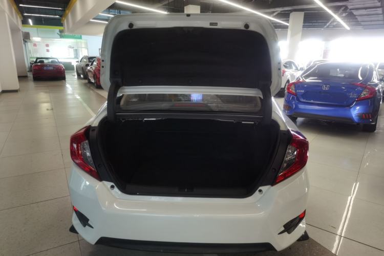 Used Honda Civic 2016 180TURBO CVT Comfort Version Trunk