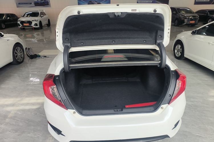 Used Honda Civic 2016 180TURBO CVT Comfort Version Trunk