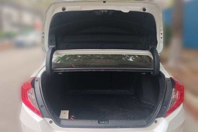 Used Honda Civic 2016 220TURBO CVT Luxury Edition Trunk