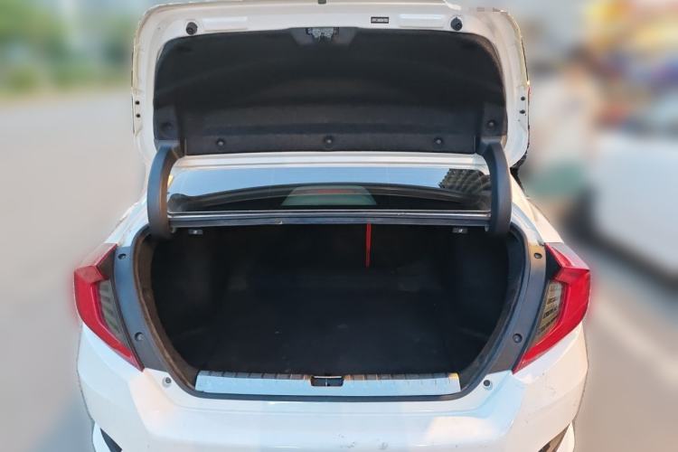 Used Honda Civic 2016 220TURBO CVT Luxury Edition Trunk
