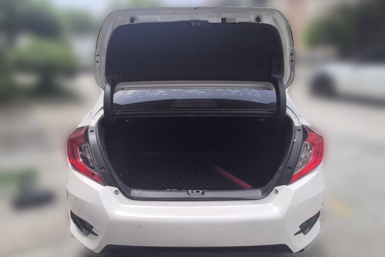 Used Honda Civic 2016 220TURBO CVT Luxury Edition Trunk