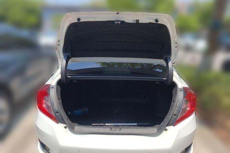 Used Honda Civic 2016 220TURBO CVT Luxury Edition Trunk
