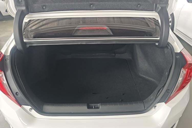 Used Honda Civic 2016 180TURBO CVT Comfort Version Trunk